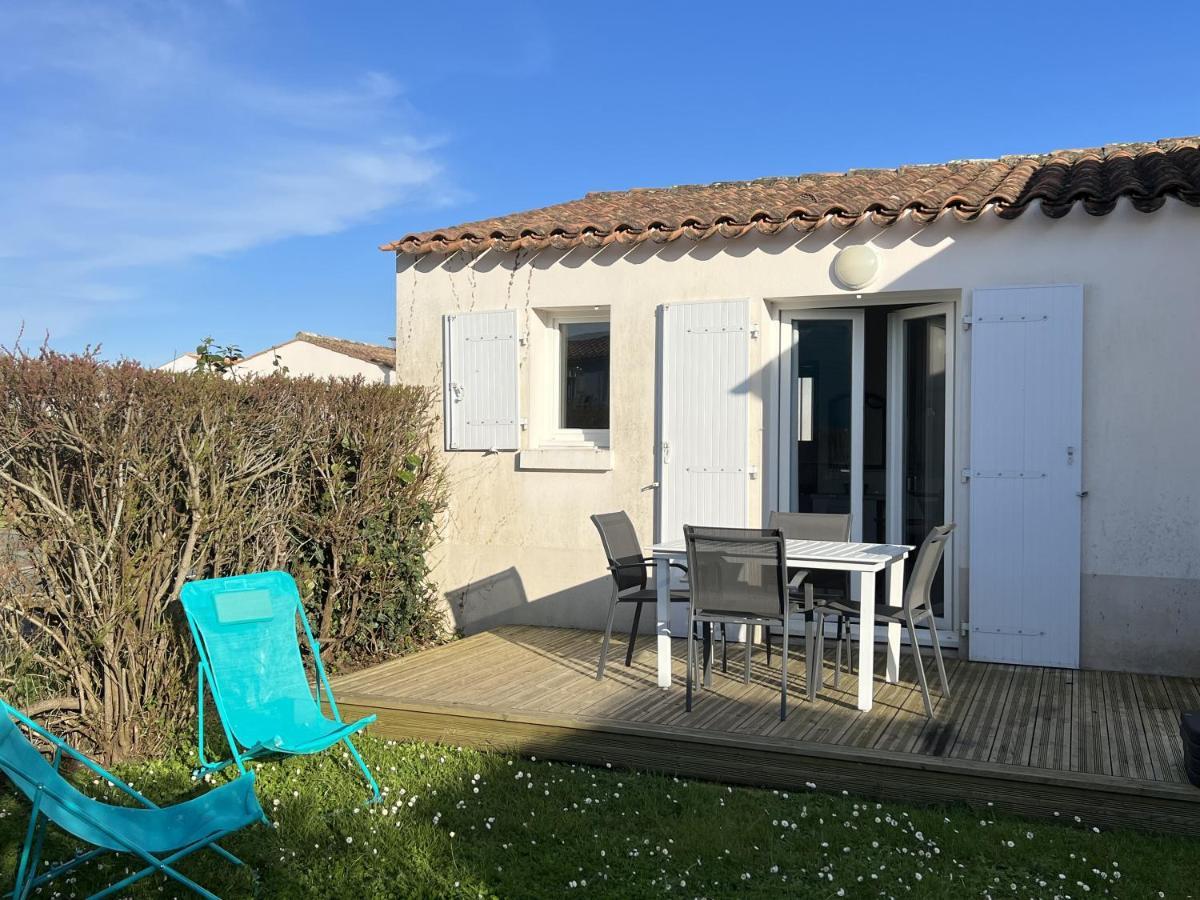 Maison Cosy Avec Piscine Partagee Le Château-dʼOléron エクステリア 写真